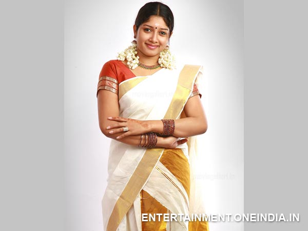 അനു മോഹന്‍