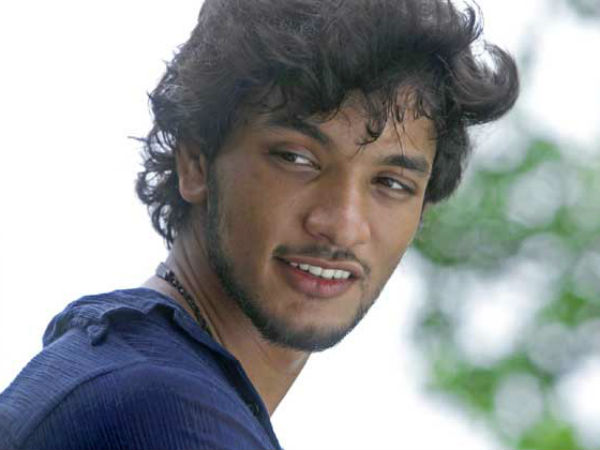 പുതുമുഖ നടന്‍