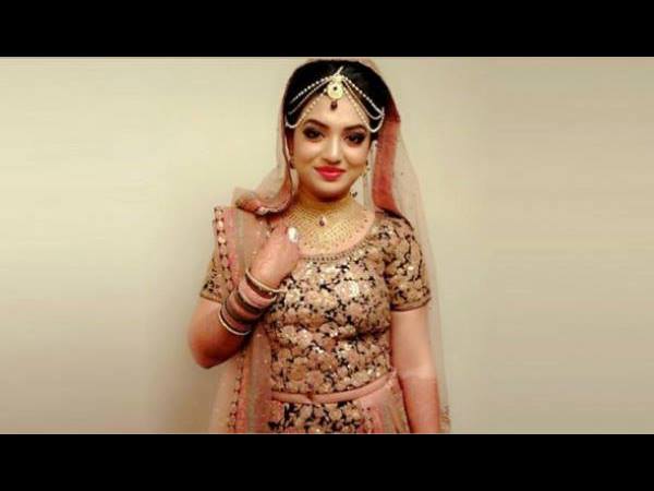 പുട്ടിയിടലാണോ മേക്കപ്പ്