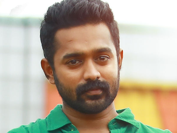 അപ്പോത്തിക്കിരിയെ കുറിച്ച്