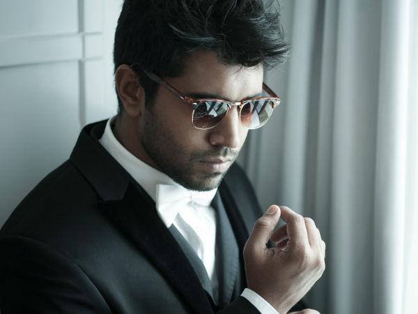  ടാ തടിയാ