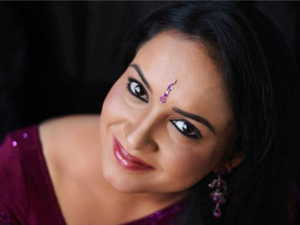 സ്‌നേഹത്തിലൂടെ