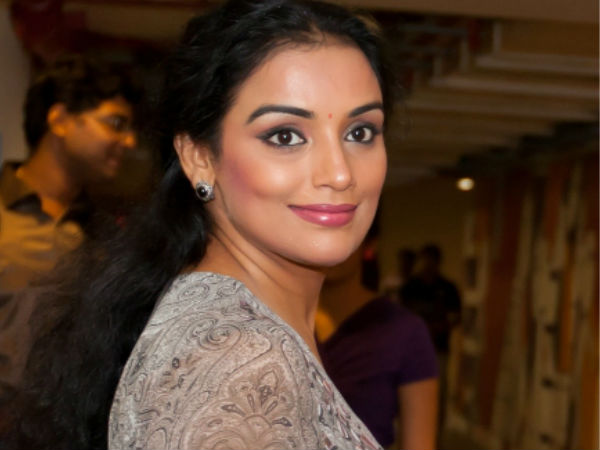 ശ്വേത മേനോന്‍