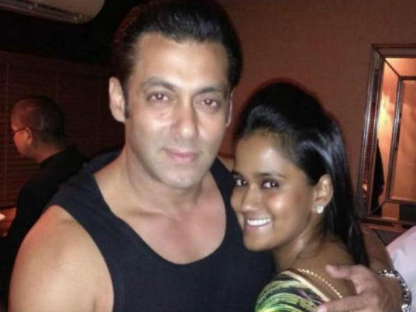 അമ്മ മരിച്ചു