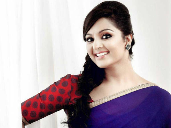 മികച്ച നടി: മഞ്ജു വാര്യര്‍