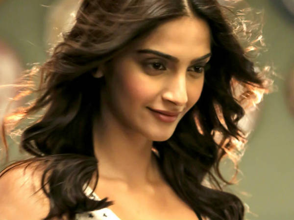 സോനം കപൂര്‍