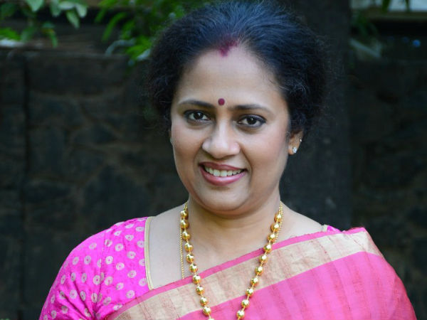 ലക്ഷ്മി രാമകൃഷ്ണന്‍