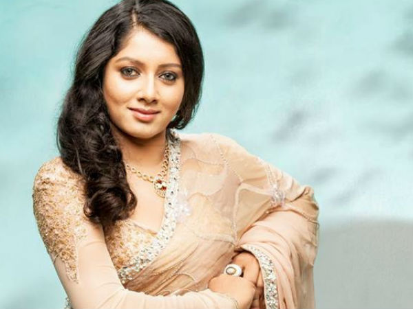 മറ്റ് വേഷങ്ങളും വേണം