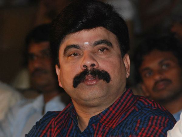 പവര്‍സ്റ്റാര്‍ ശ്രീനിവാസന്‍