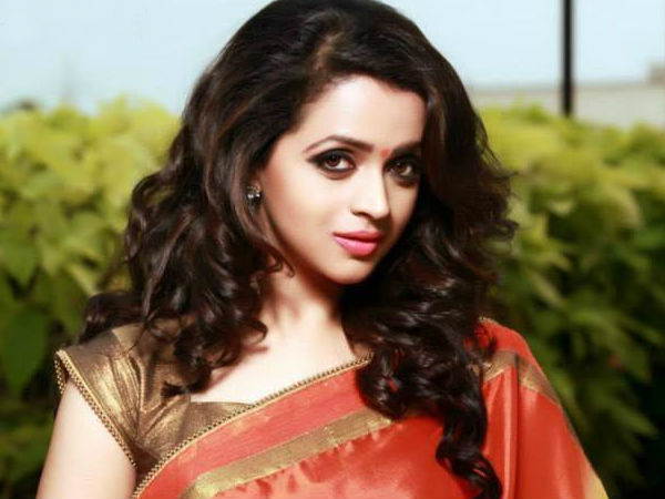 അതെ പ്രണയത്തിലാണ് 