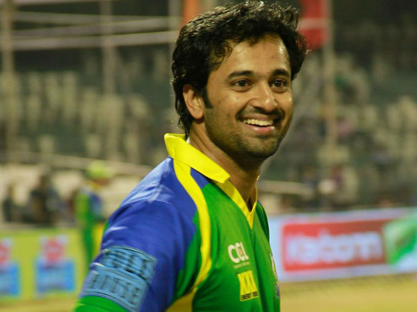 പ്രണയിക്കുന്നവരോട് അസൂയയില്ല