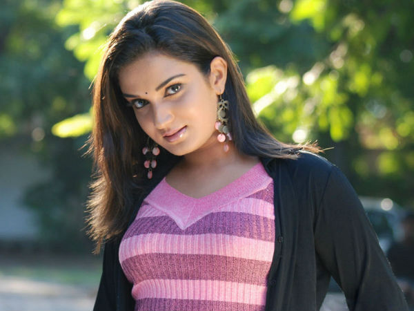 പൊരുത്തപ്പെടാന്‍ കഴിയില്ല