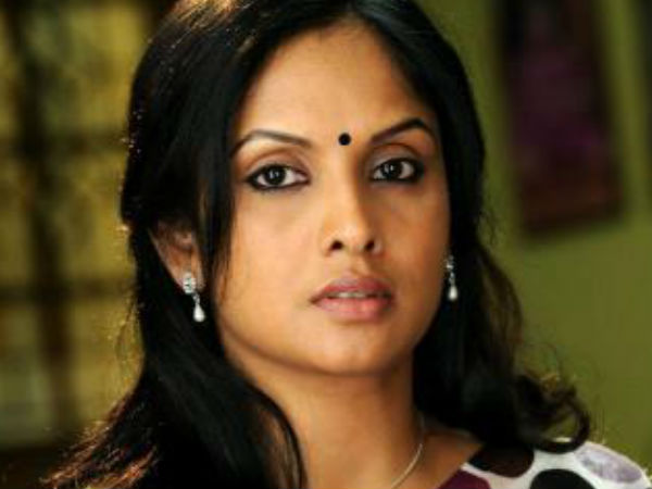 ജ്യോതിര്‍മയി വെള്ളിത്തിരയില്‍