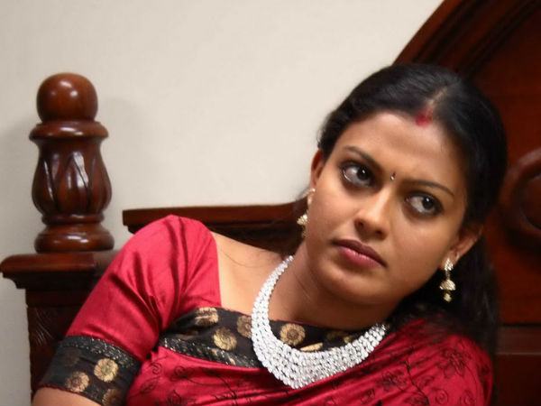 അനുശ്രീ