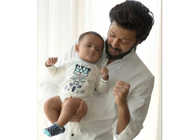 അഭിഷേക് വക ഒരു ലൈക്ക്