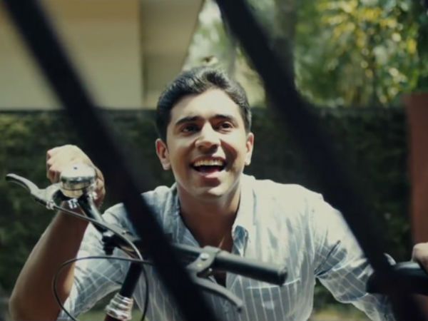 പ്രദര്‍ശനം തുടരുന്നു