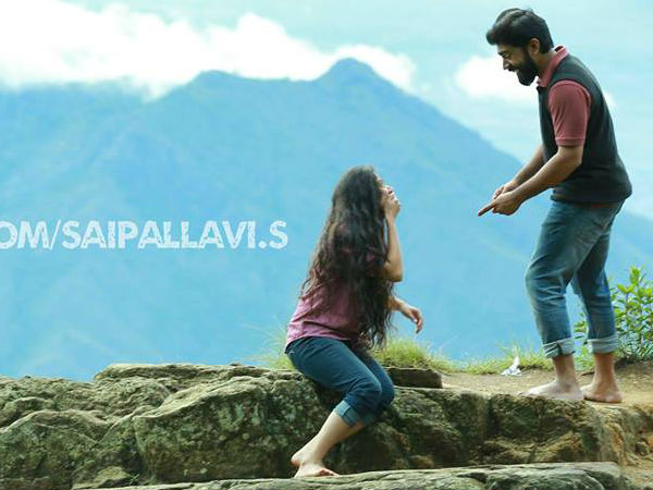 മലരും ജോര്‍ജ്ജും