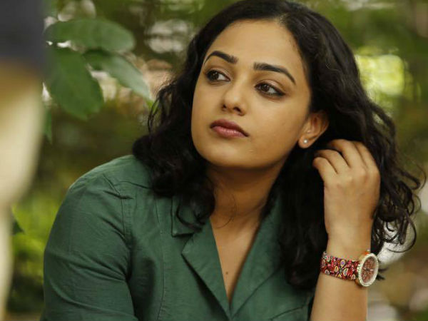 ഒറ്റയ്ക്ക് ഞാന്‍ ഹാപ്പിയാണ്