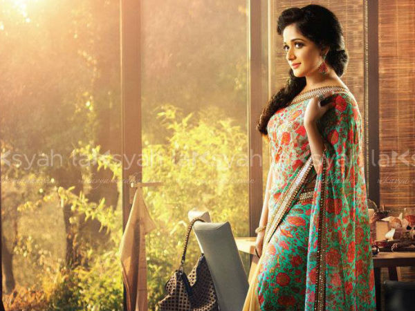 പക്ഷെ കാവ്യ പഠിച്ചു