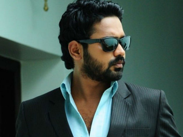 ആസിഫ് അലി