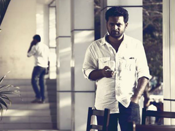 അണിയറയില്‍ നിന്നാണെന്ന സൂചന