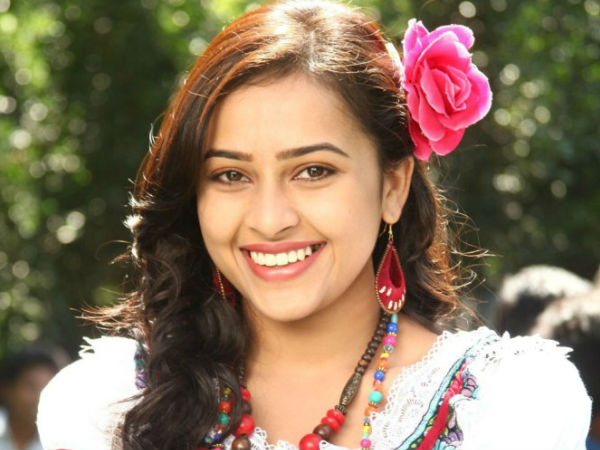 ഒടുവില്‍ ശ്രിവിദ്യയും