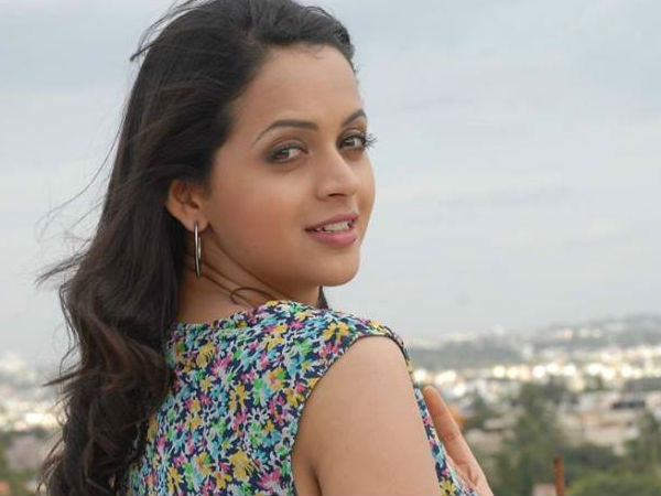 പുലിക്ക് വേണ്ടി ഭാവനയെ വിളിച്ചു