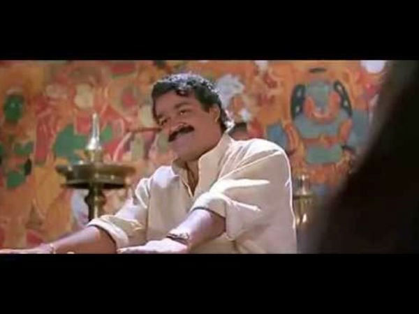 ഹരിമുരളീരവം എന്ന ഗാനരംഗത്ത്