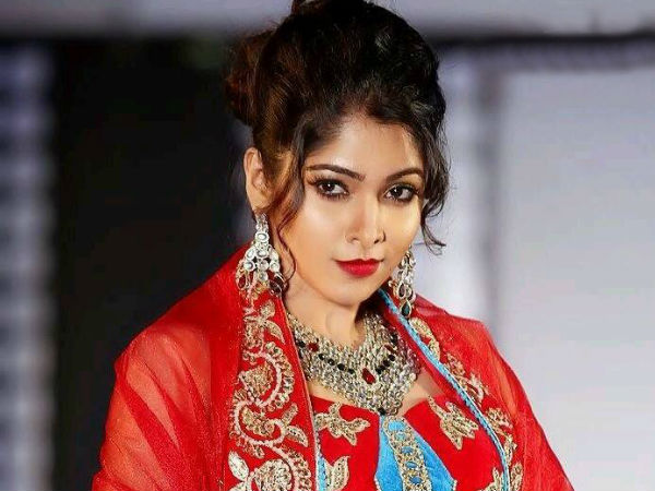 നൃത്തരംഗത്ത്