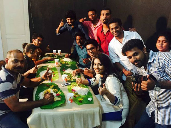 നവ്യനായര്‍