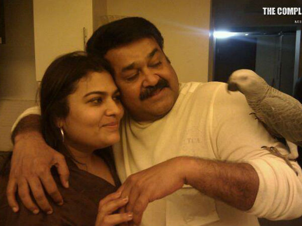 മോഹന്‍ലാലും സുചിത്രയും