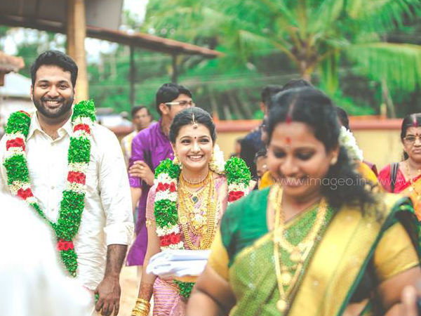 വലംവയ്ക്കുന്നു