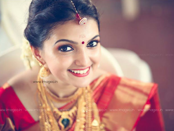 നായികയായി