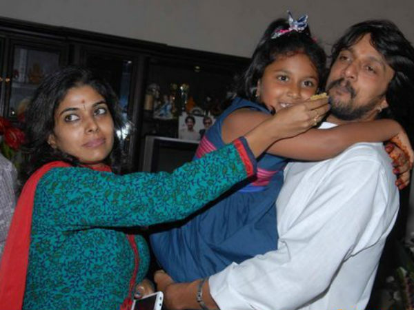 മകള്‍ പിറന്നു