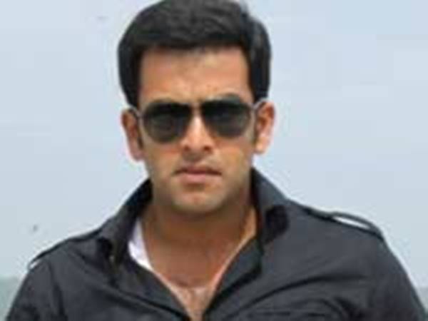 അതിര്‍ത്തി കടന്ന് മറ്റ് ഭാഷകളിലേക്ക് 