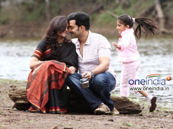 നിര്‍മ്മാണ രംഗത്തേക്ക്