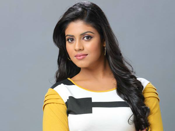 പലരെയും പറ്റിയ്ക്കുന്നു