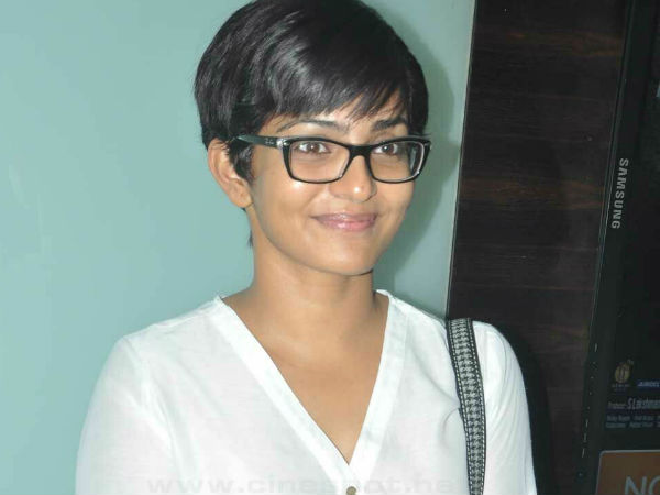 ചാര്‍ലിയുടെ തിരക്കില്‍