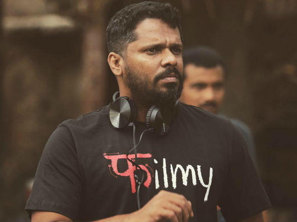 രാഷ്ട്രീയത്തെ ബന്ധിപ്പിച്ച്