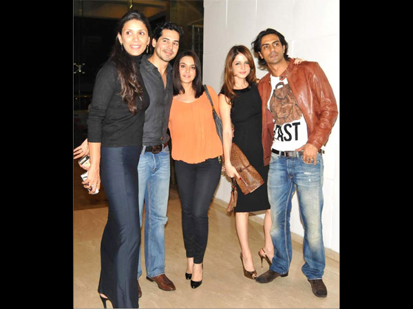 സ്റ്റാര്‍സിനൊപ്പം