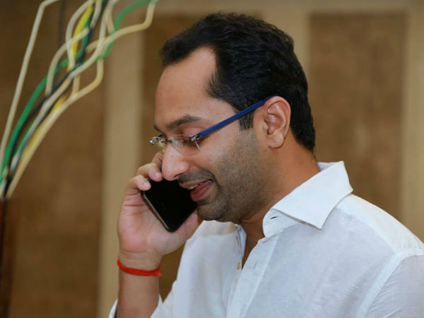 ഇപ്പോള്‍ ഇടവേളയില്‍