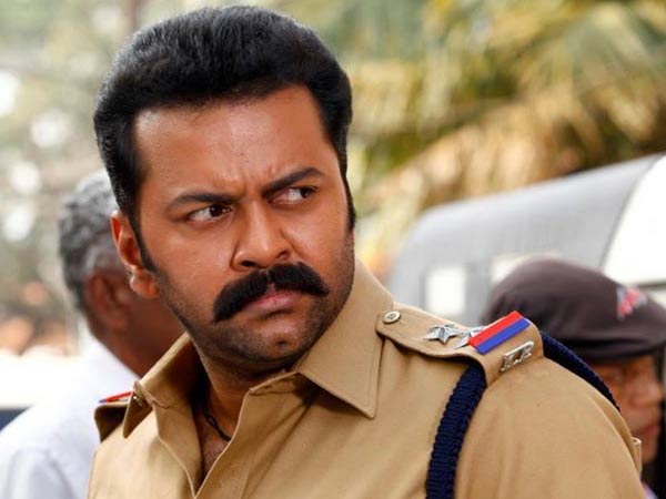 അടുത്ത വര്‍ഷം ഒരു ഹിറ്റ് ചിത്രത്തില്‍