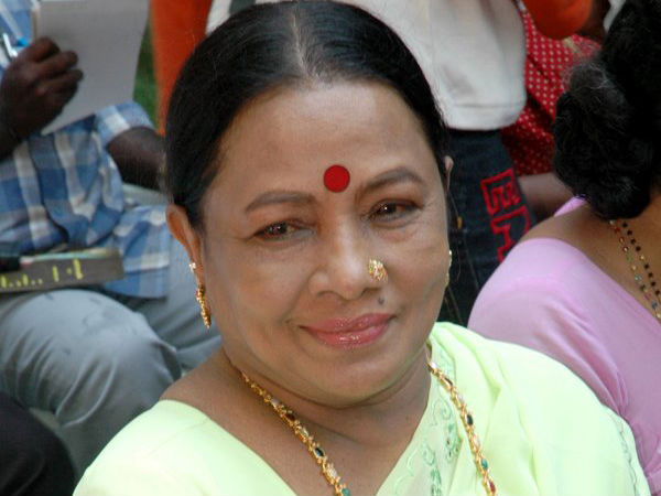 ആയിരത്തിയിരുന്നൂറ് സിനിമകളില്‍