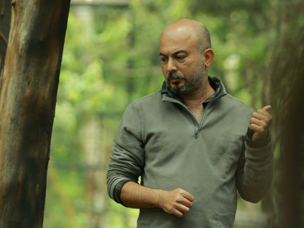 അനില്‍ രാധാകൃഷ്ണ മേനോന്‍