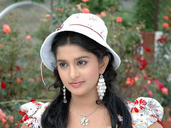 സെറ്റ് പൊളിക്കേണ്ടി വന്നു