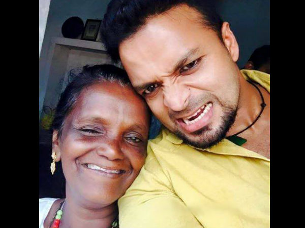 ശരിക്കും എന്താ വേഷം