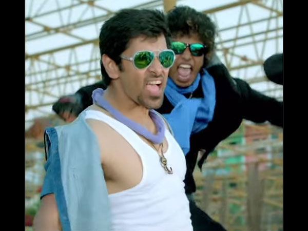  പാട്ടുകള്‍