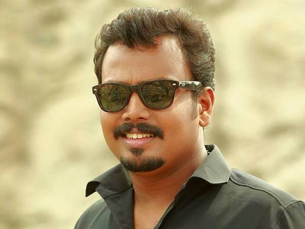 ആരാണെന്ന് അറിഞ്ഞപ്പോള് ഞെട്ടി