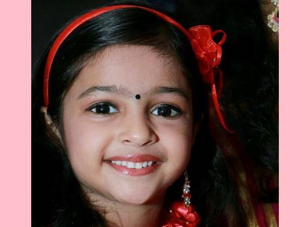 അക്ഷര കിഷോര്‍