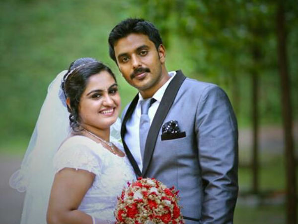 അഭിനയ രംഗത്തേക്ക്